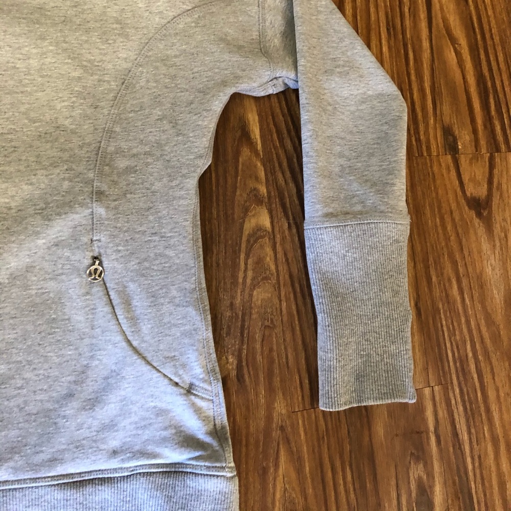 Lululemon Rest Day Pullover- Heathered Grey-Size 4